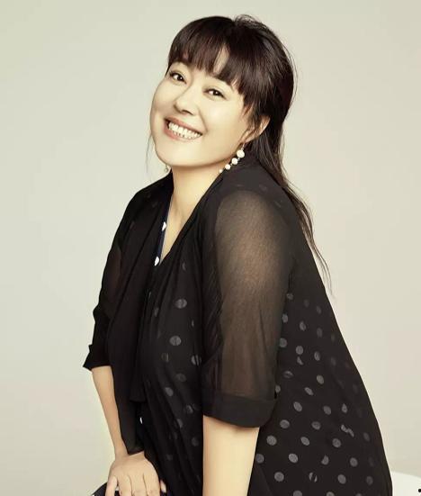 演员李菁菁最新爆料图片,揭秘娱乐圈不为人知的幕后真相 第2张 演员李菁菁最新爆料图片,揭秘娱乐圈不为人知的幕后真相 第2张